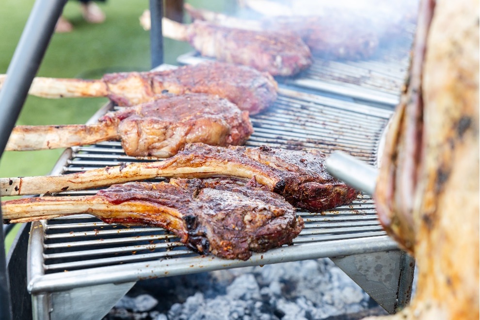 Grill with tomahawk steaks